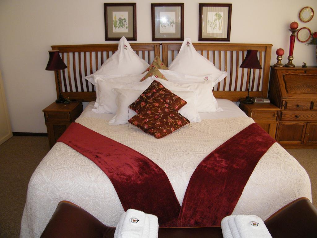 Napthali Lodge بلدة سيمون الغرفة الصورة
