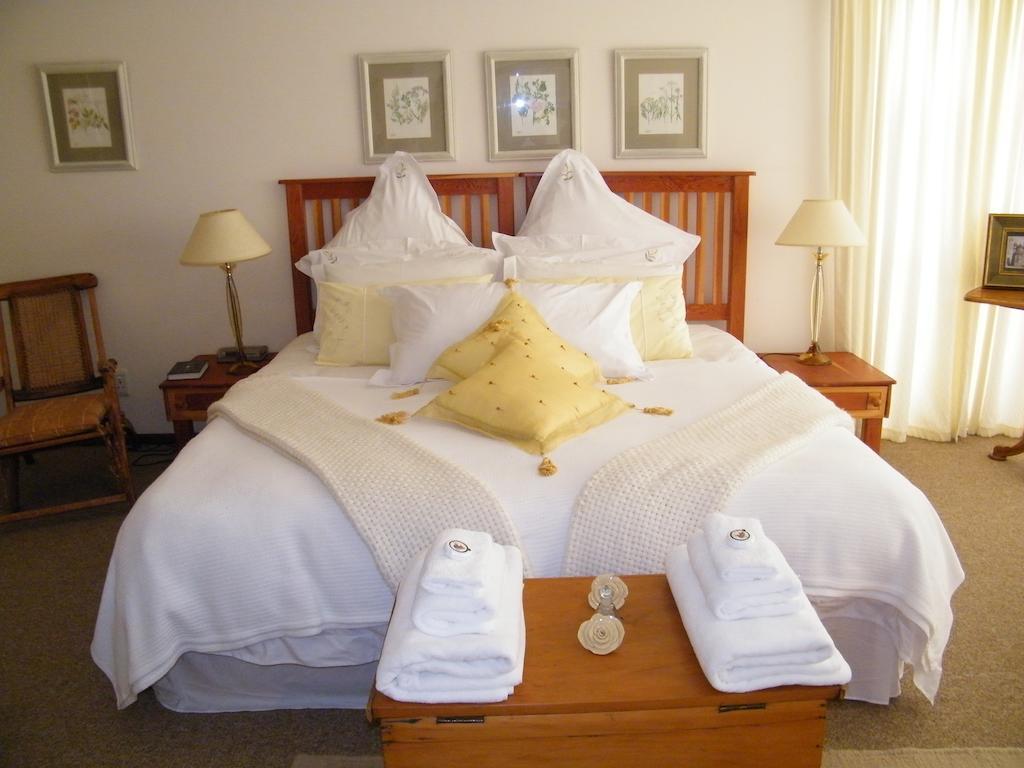 Napthali Lodge بلدة سيمون الغرفة الصورة